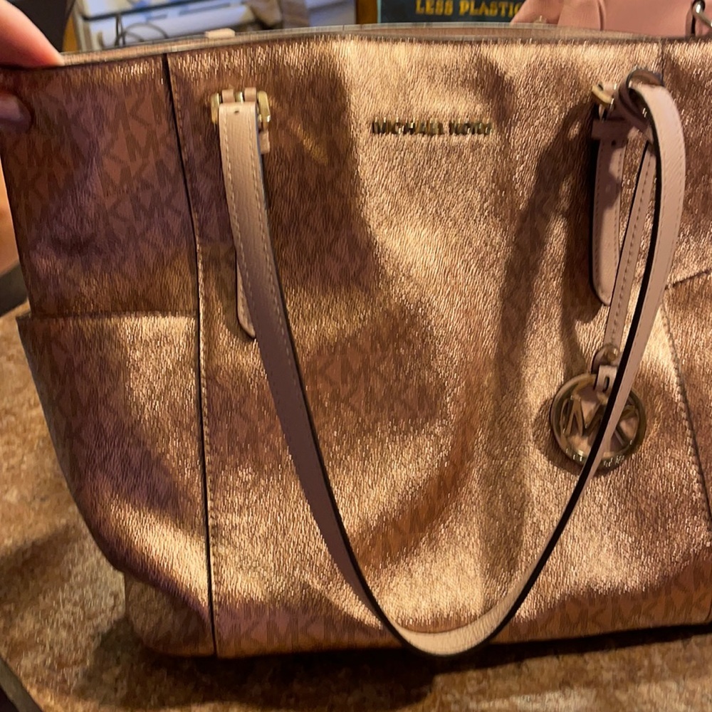 MK Rosegold